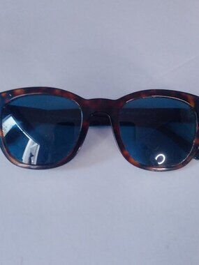 TOM FORD - FTO 676 - EUGENIO TORTOISESHELL SUNGLASSES